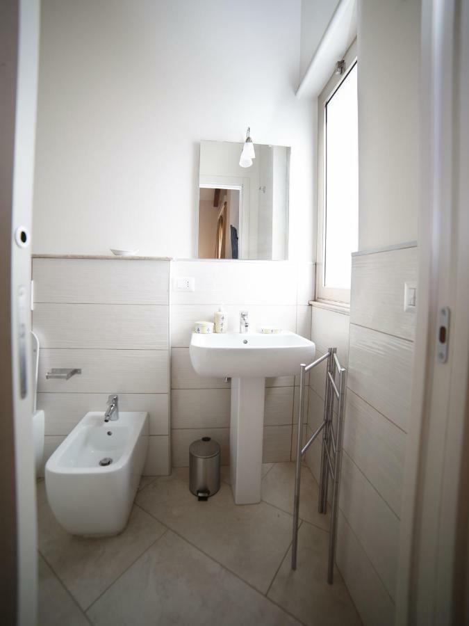 Marina Di Savoca Apartment Santa Teresa Di Riva Bagian luar foto